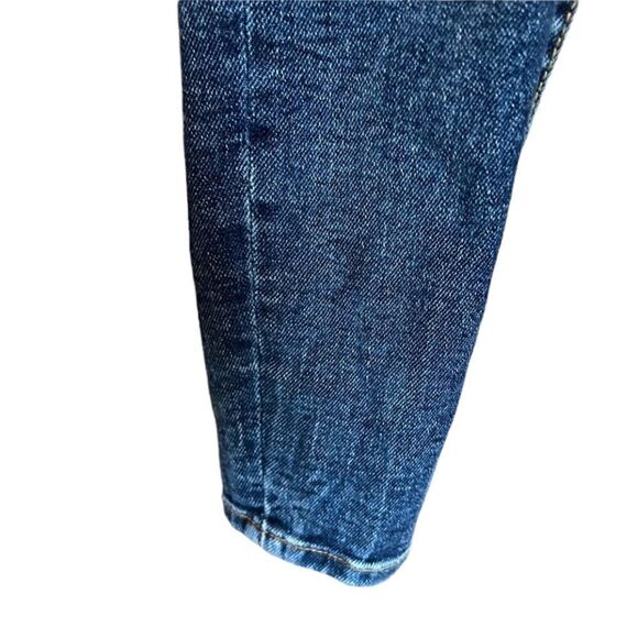 NWT! Zara vintage skinny jeans. Medium wash - Picture 13 of 15